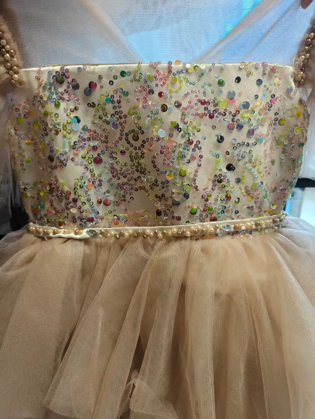 

Girls' Dresses Sequined Tiered Bow Kids Dress, Tulle Puffy Princess Gown, Runway & Performance Outfit Children Costume Party