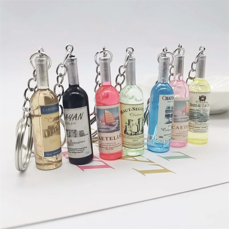 Simulation Resin Beer Wine Bottle Keychain for Women Men Fashion Car Bag Keyring Pendant Accessions Jewelry Gift Wholesale 2023