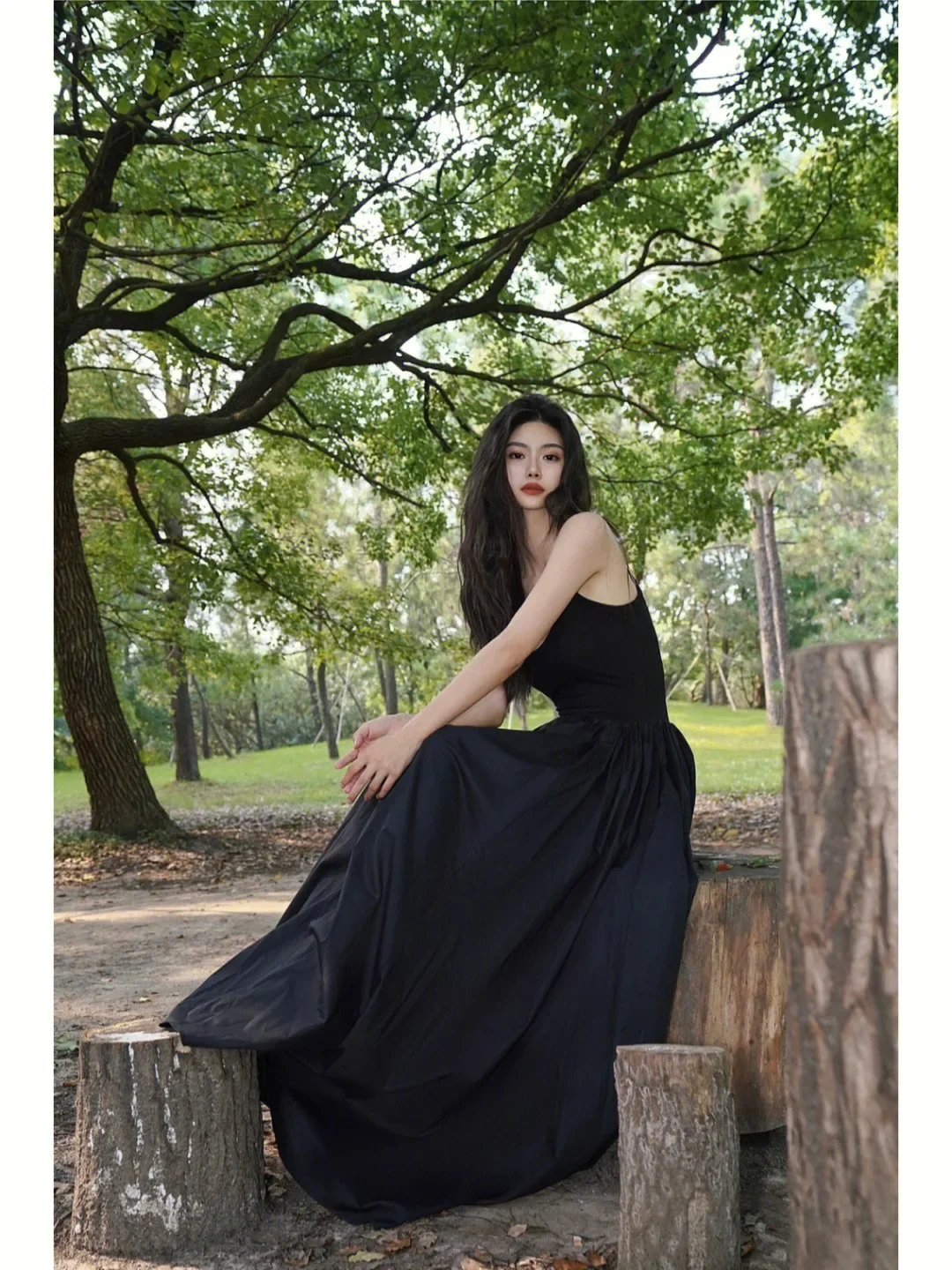 한국 하이웨이스트 슬리브리스 미디 드레스 여성 여름 슬림 A라인 캐미솔 드레스 우아한 블랙 플리츠 파티 나이트 로브 Y2k 드레스