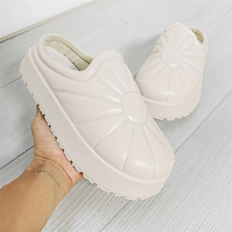 

Man Mules House Slippers Indoor Loafers Slipper Open-Back Platform Puff Shoes - Elevating Casual Home Semi-Drag Footwear for Men