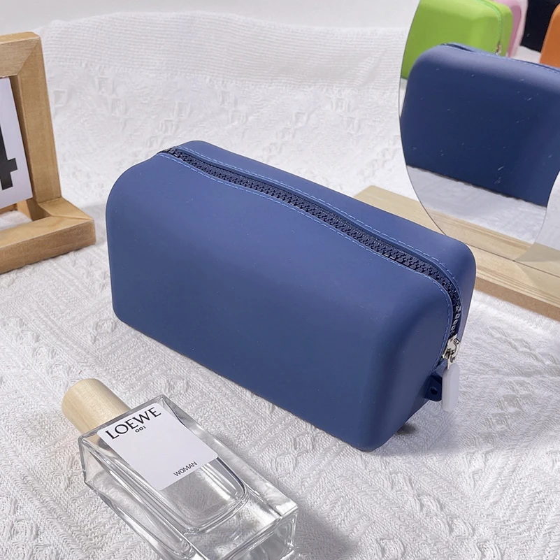 

5pcs Makeup Bags Silicone Solid Waterproof Protable Light Storage Bag Mix Color
