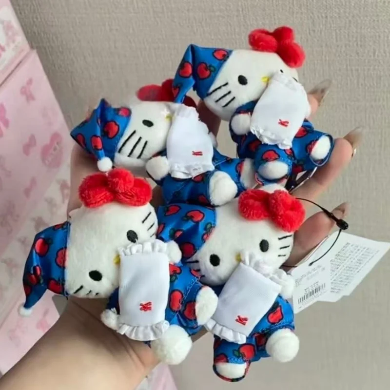New Home Pyjamas Sanrio Hello Kitty Kreative Cartoon Plüschtiere Schlüsselanhänger Kochpyjamas Kitty KT Gefüllte Puppe Rucksack Anhänger
