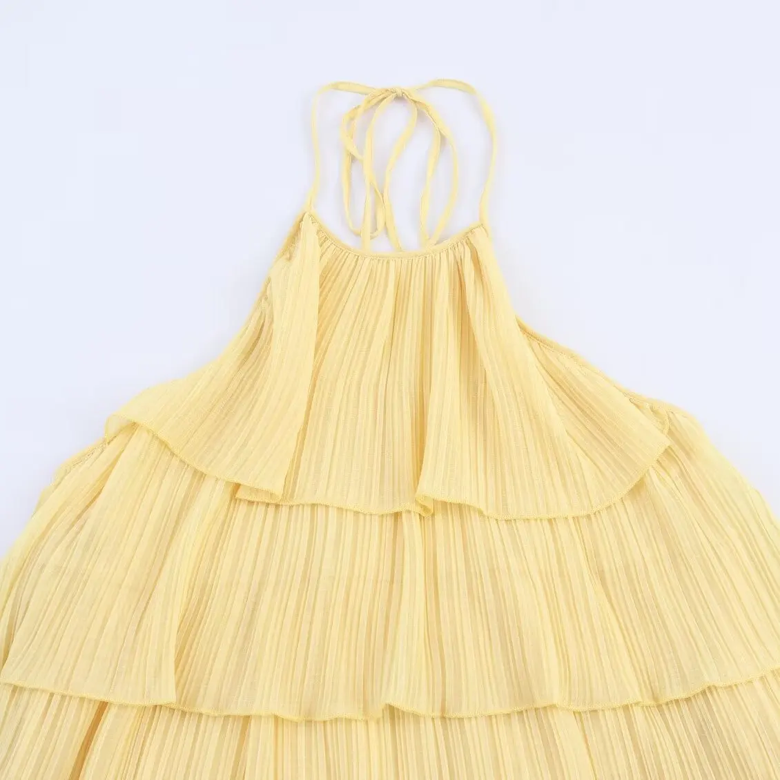 Vestido F de Design Moderno Primavera JNLEAOG com Gola Suspensa e Decoração em Camadas, Versão H em Fibra de Poliéster