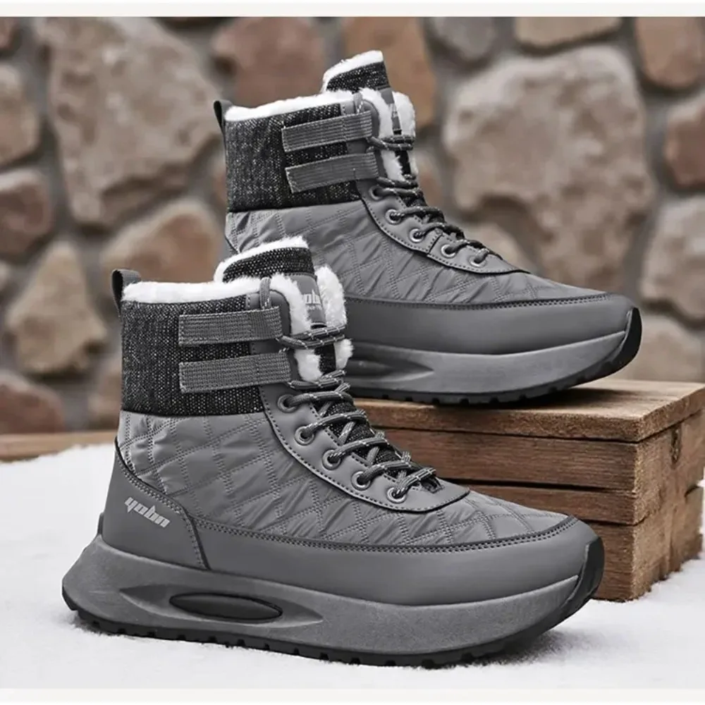 Herenlaarzen winter nieuwe warme en fluwelen katoenen laarzen antislip comfortabele vrijetijdslaarzen mode jeugd Joker outdoor hoge laarzen