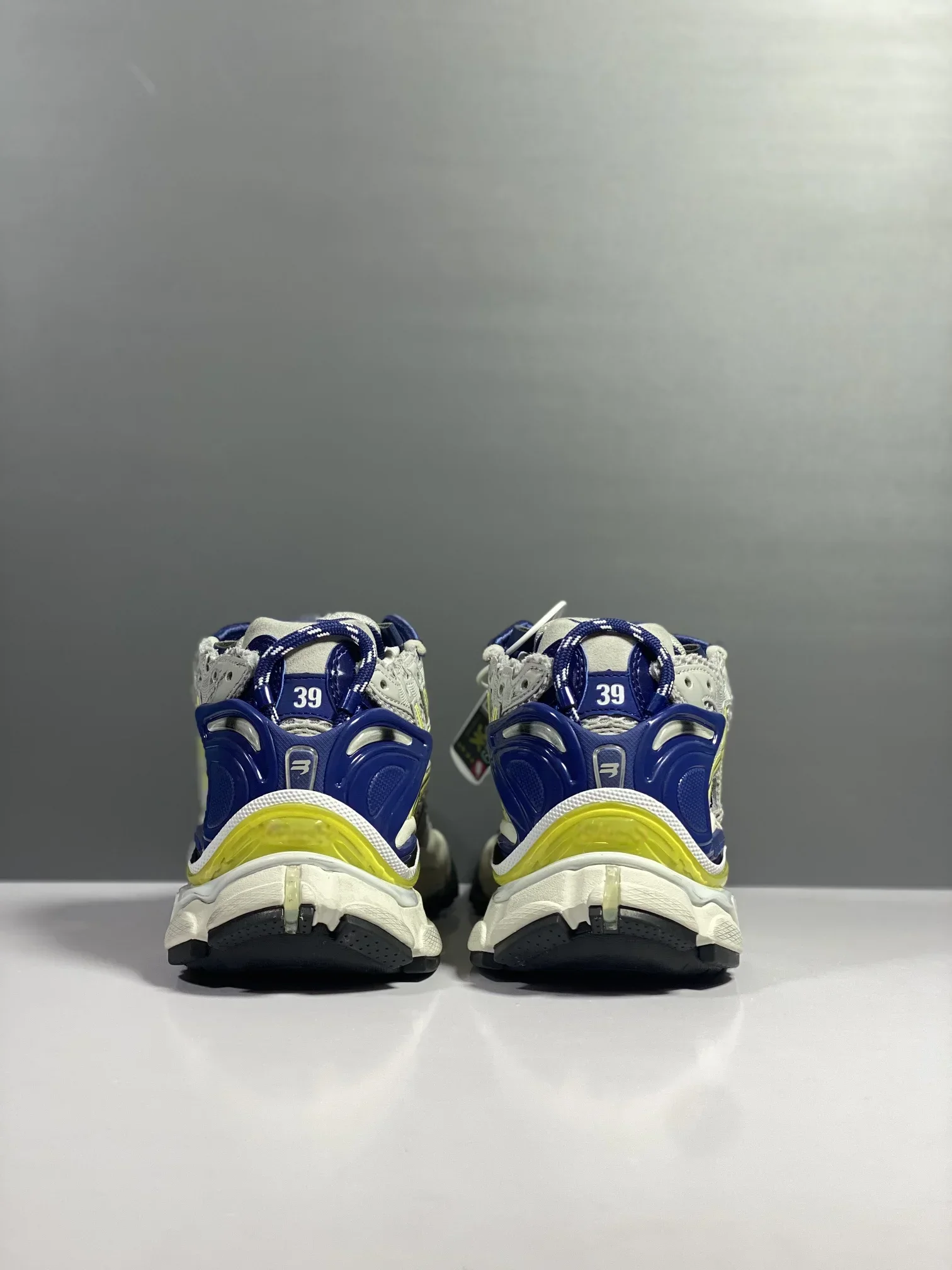 أحذية رياضية للرجال والنساء على طراز ملابس العمل ، أحذية المشي ، أكثر من ذلك ، عصرية ، من من من من من من من من من من من من من من من من من من من من من من من من من