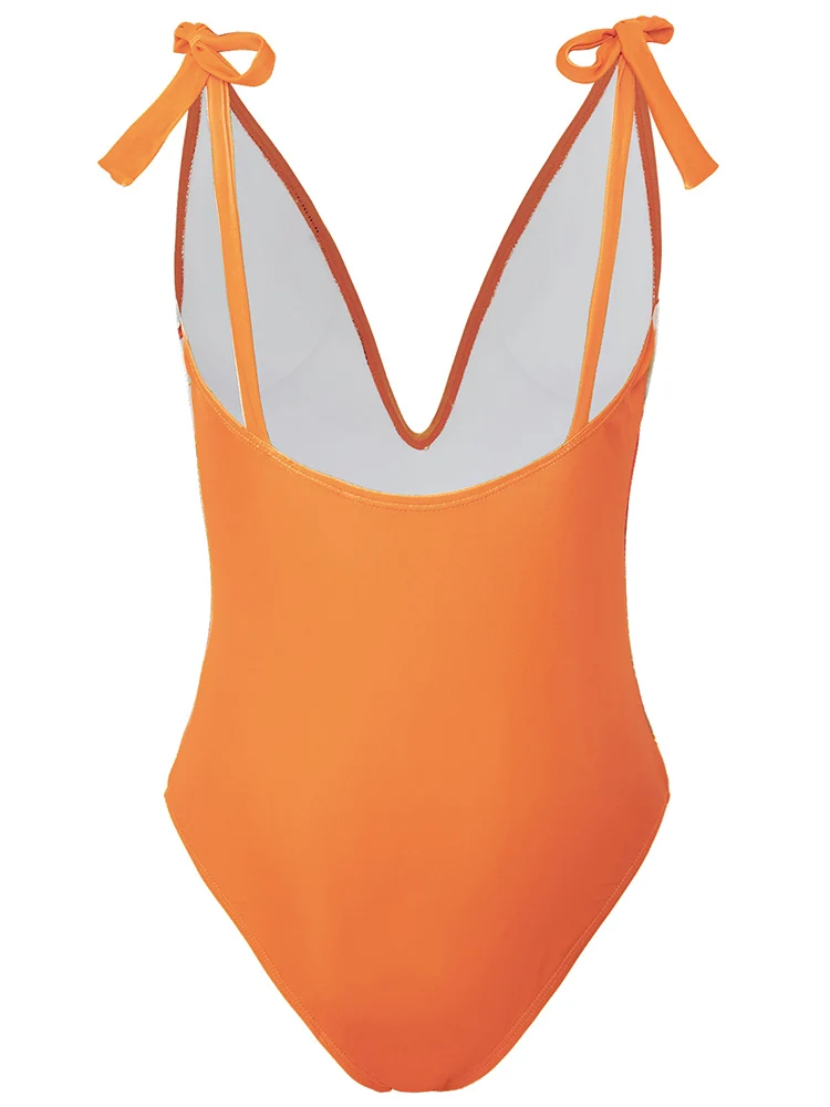 Maiô feminino de uma peça com posicionamento de libélula + saia longa com gravata estampada em chiffon