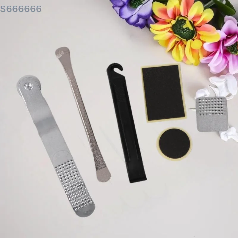 

High-quality Glue-less Bicycle Tire Patches for Rapid Tyre Repair, 10/20/30 Sets, Fast-Drying Adhesive Bike Accessories