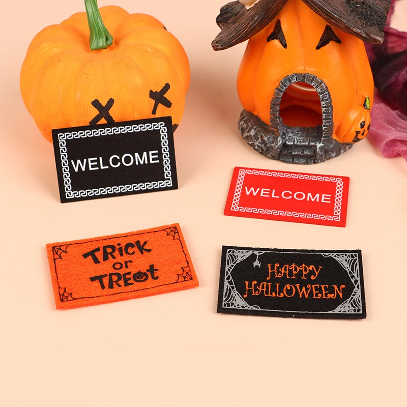 2 stücke Puppenhaus Halloween Willkommen schild dekorative Boden matte Mini Haus Zubehör Teppich Modelle Wohn szene Dekor