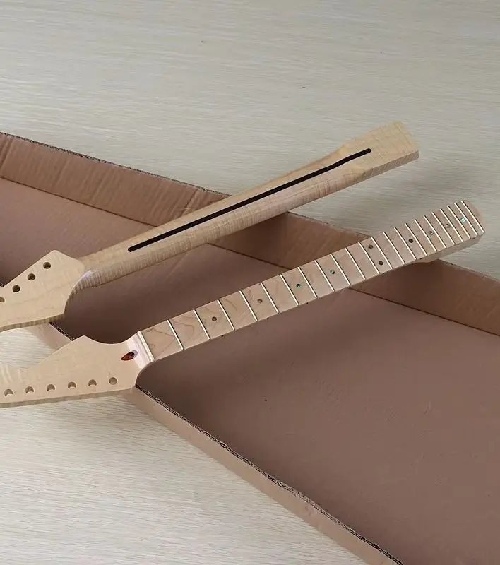 

Tiger-striped natural color neck, 22 frets, 6-string electric guitar neck handle, tiger-striped neck handle, maple wood, DIY ins