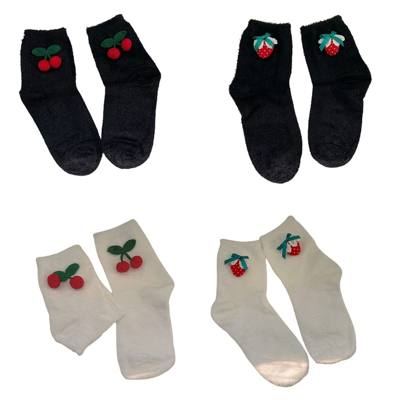 Pantoufles en peluche pour femmes filles, chaussettes chaudes d'hiver, Harajuku, fraise, nœud