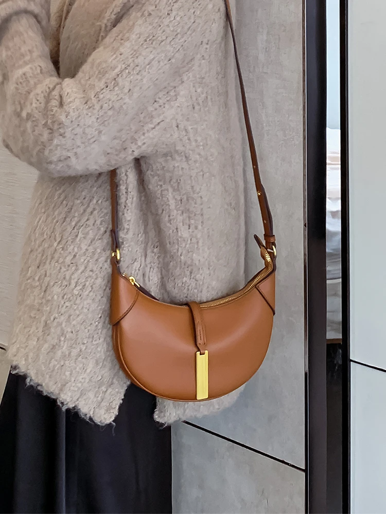 Light Luxury Half Moon Bags for Women Textured Brown Lady Commuter Shoulder Bag 2024 Autumn New Daily Handbags