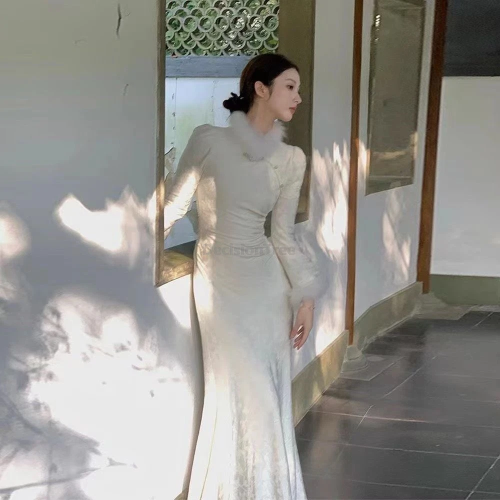 

2025 fluffy collar long sleeved cheongsam new autumn winter advanced sense vintage qipao elegant fashionable temperament qipao