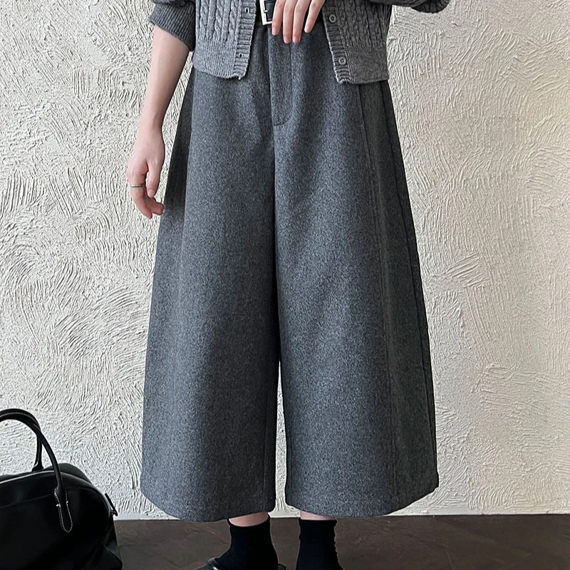 سراويل شتوية رائجة البيع لعام 2025 من الصوف السميك ثلاثية الأبعاد فضفاضة وراقية واسعة الساق للنساء #1