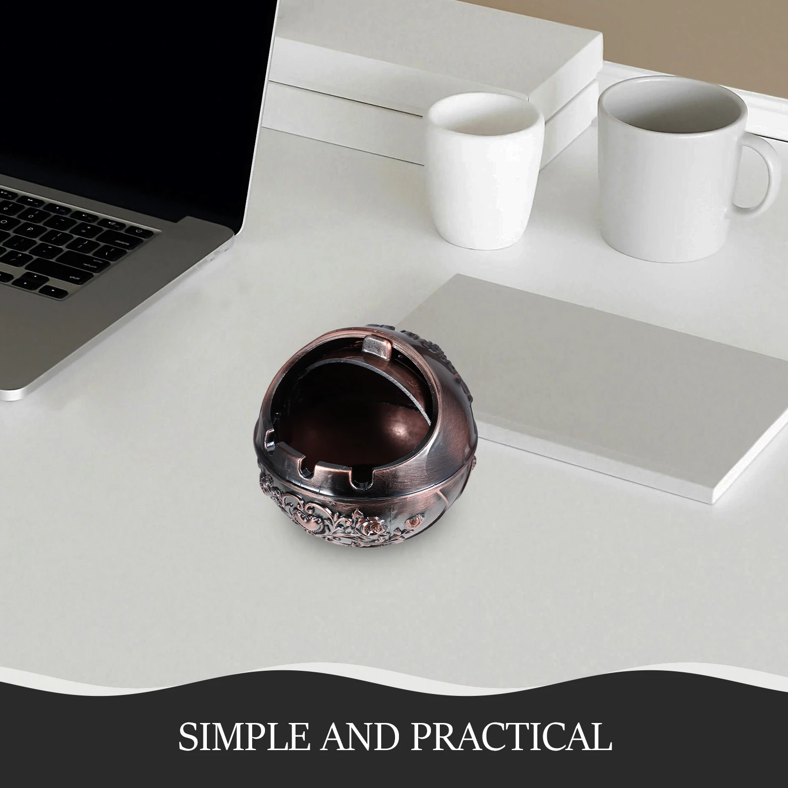 

Creative Ashtray Metal Round Shape with Small Portable Ashtray Lid for Home Living Room Small Portable Fancy Decorative