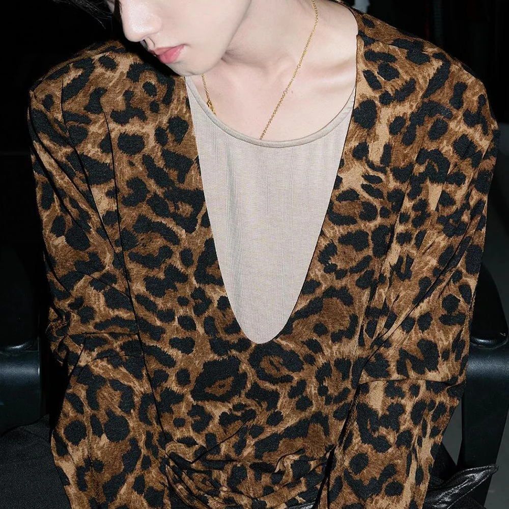Mens Fake Two Piece Deep V Leopard Niche T Shirt Streetwear Fashion Nightclub Youth Stage Trendy Statement Long Sleeve Top 2026