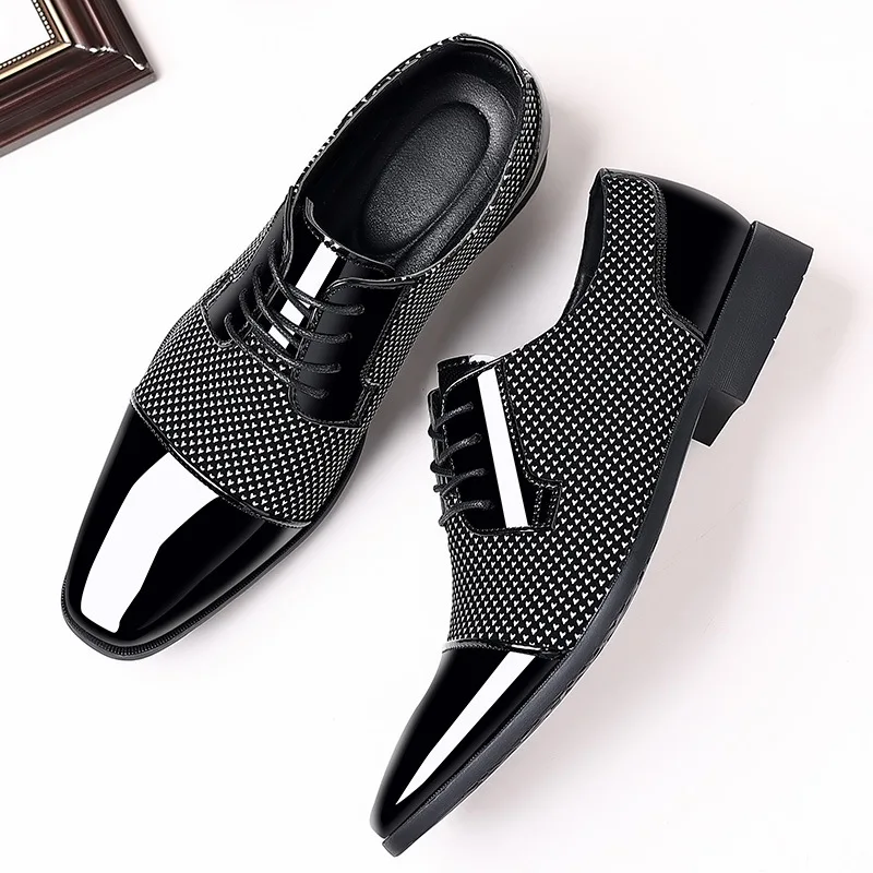 Zapatos de vestir clásicos para hombre, calzado Formal de charol Oxford con cordones, color negro, y boda para fiesta, novedad de 2024