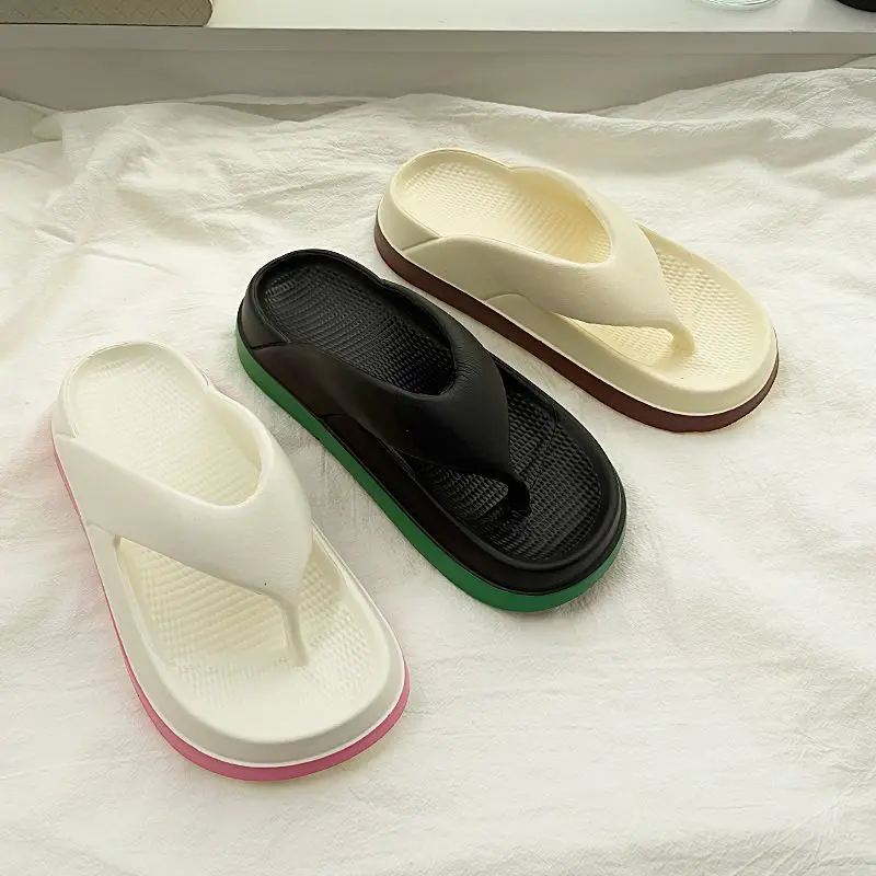 

Новые женские шлепанцы, популярный дизайн, трендовая обувь, повседневные сандалии на платформе, нескользящие уличные тапочки, уникальные функции, сандалии на плоской подошве