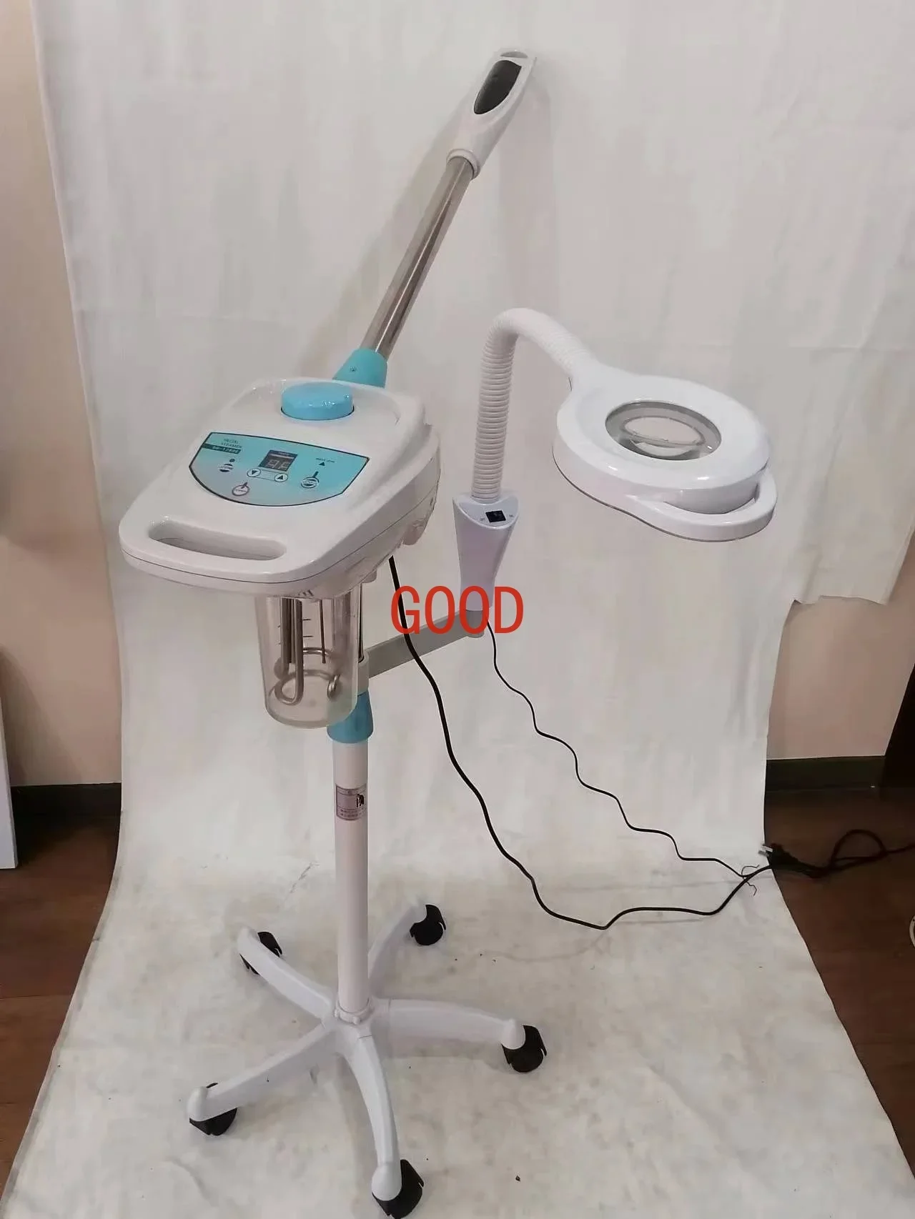 2 in 1 Face Steamer with Stronger Steam and  LED  lamp for beaut Salon Facial care