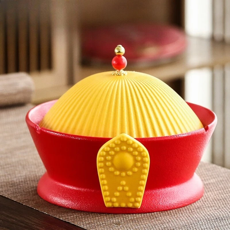 

Chinese style official hat ash cylinder with cover anti-fly ash creative ceramic cylinder high value office desktop ornament