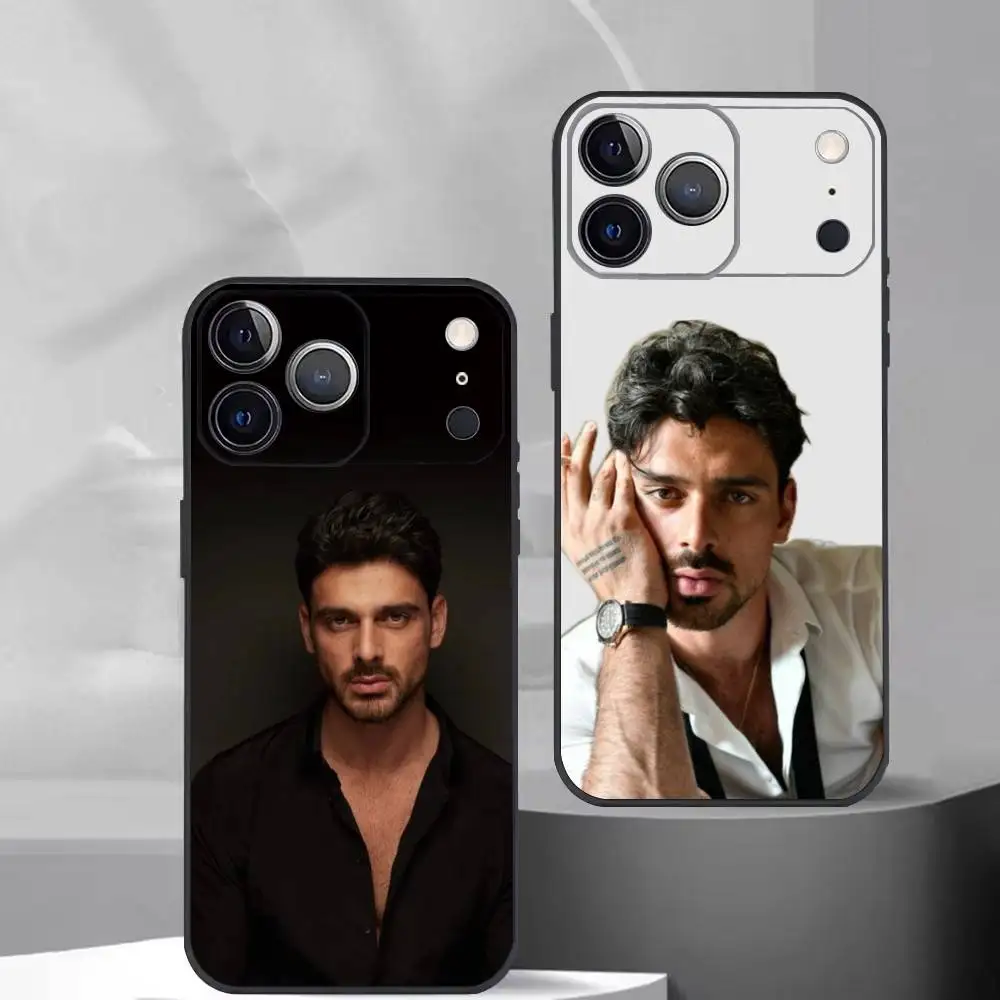 Funda para Teléfono con Diseño de Michele Morrone, Actriz y Modelo, para iPhone 17, 16, 15, 14, 13, 12, 11 Plus, Pro Max, Otros, Cubierta Negra Suave