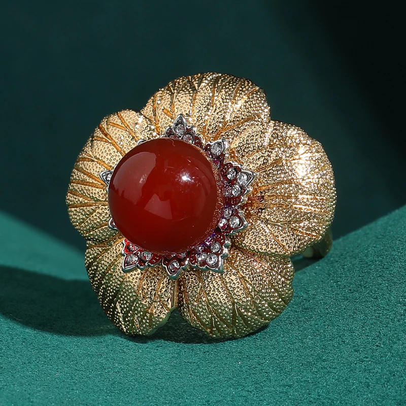 

Antique Gold Plated Sunflower Rings Big Red Agate Beads Inlaid Jewelry Luxury Retro Natural Stone Accessories 2026 For Women New