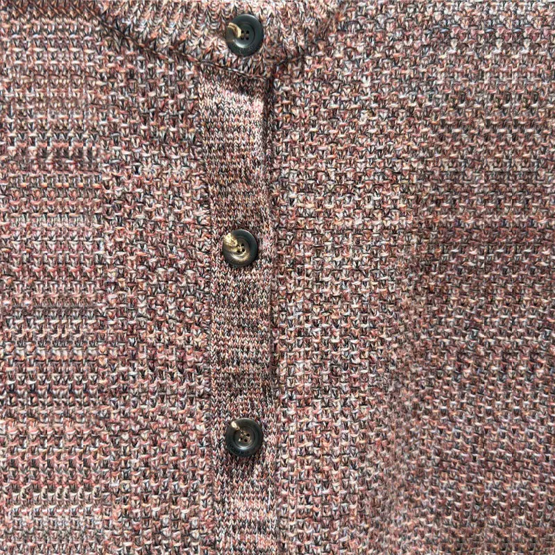 25 سترة كشمير كلاسيكية - مظهر عتيق ودافئ للارتداء اليومي بجودة ممتازة وتصميم خالد AJ0926