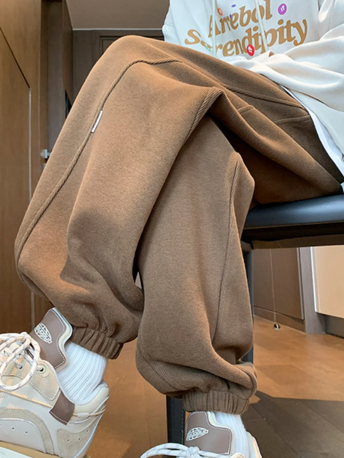 

American Retro Coffee Color Hooded Pants Men's Autumn Winter Thiened Fce Harlan Casual Trousers Street Sle Loose Fit