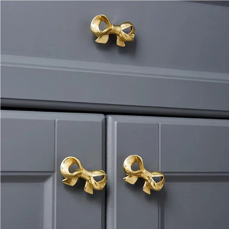 French Luxury Brass Creative Bow Handle Wardrobe Door Cabinet Drawer Single Hole Brass Color Single Hole Cute Design Handle