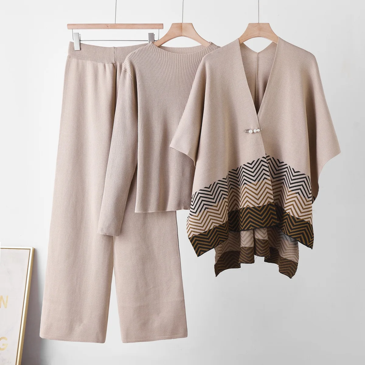 ALPHALMODA Striped Gradient, Versatile Fashion, Shawl Knitted 3pcs, Set for Women, Simple Niche Design, Sweater Pants, Suit