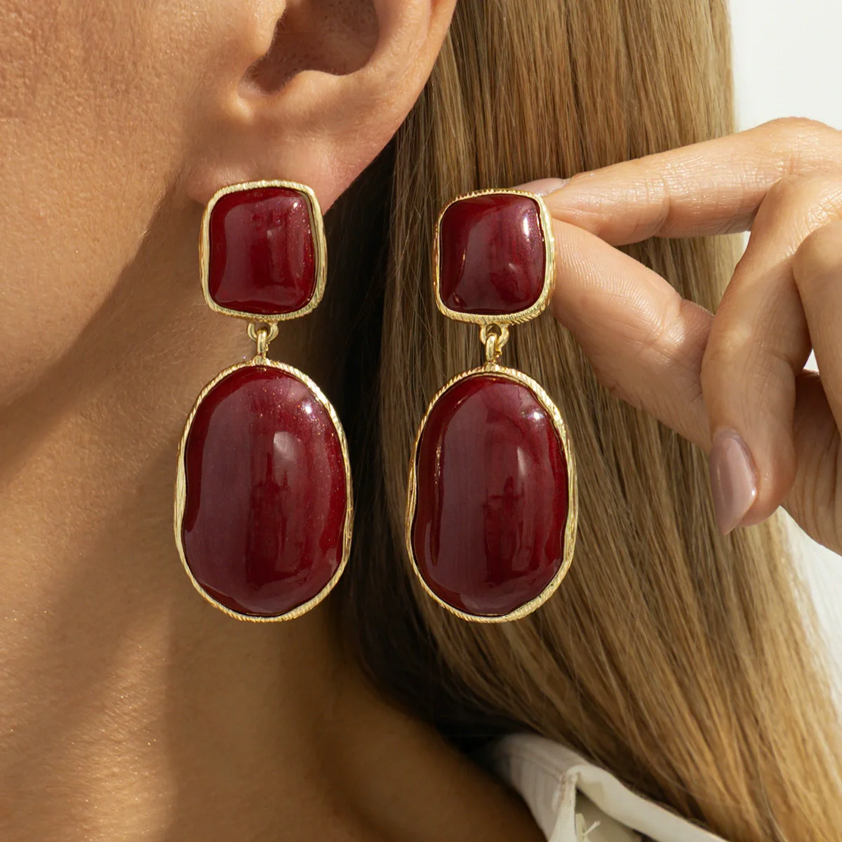 Kshmir Vintage Red Big Geometric Resin Pendant Earrings for Women Girls Elegant Trendy Metal Piercing Earrings Party Jewelry