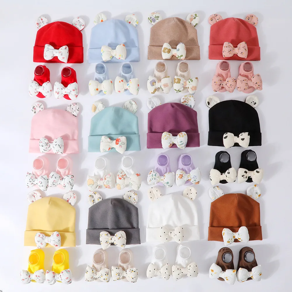 

Детская шапка с бантом и медвежьими ушками + вязаные носки, комплект из мягкого хлопка, платок для новорожденных, шапочки, теплый детский пуловер, кепка, милые носки с бантиками, От 0 до 1 года