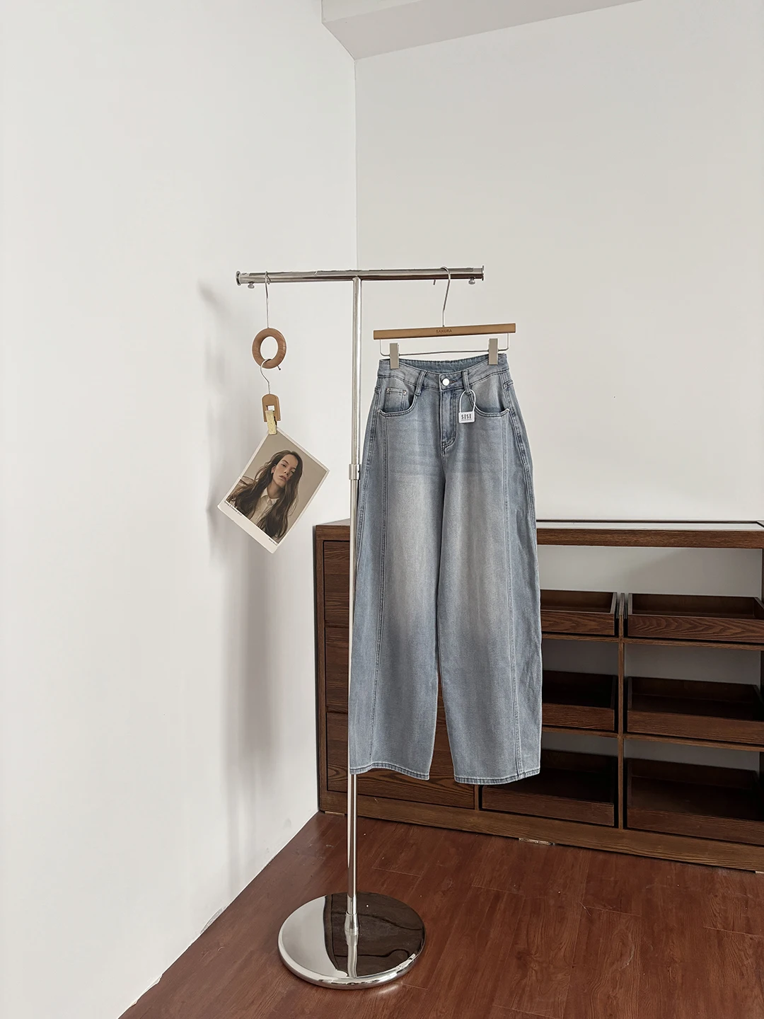 

High Waist Straight Leg Jeans Women's Spring 2026 New Korean Version Chic Drapey Slimming Floor-Length Pants Vintage Style