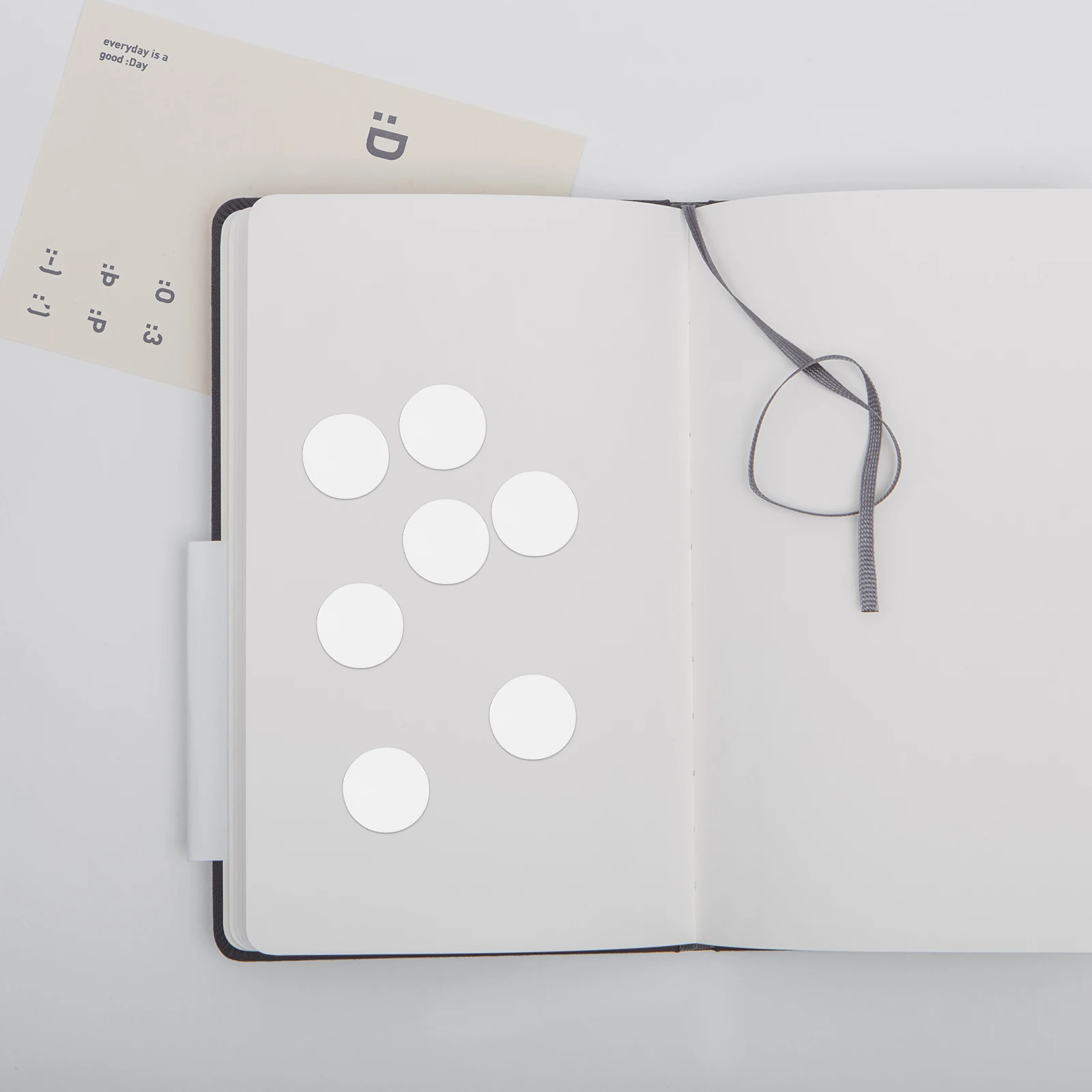 

5 Sheets High Adhesion Double Sided Sticky Dots Removable Round Clear Stickers Office Supplies Poster Wall Adhesive Tack