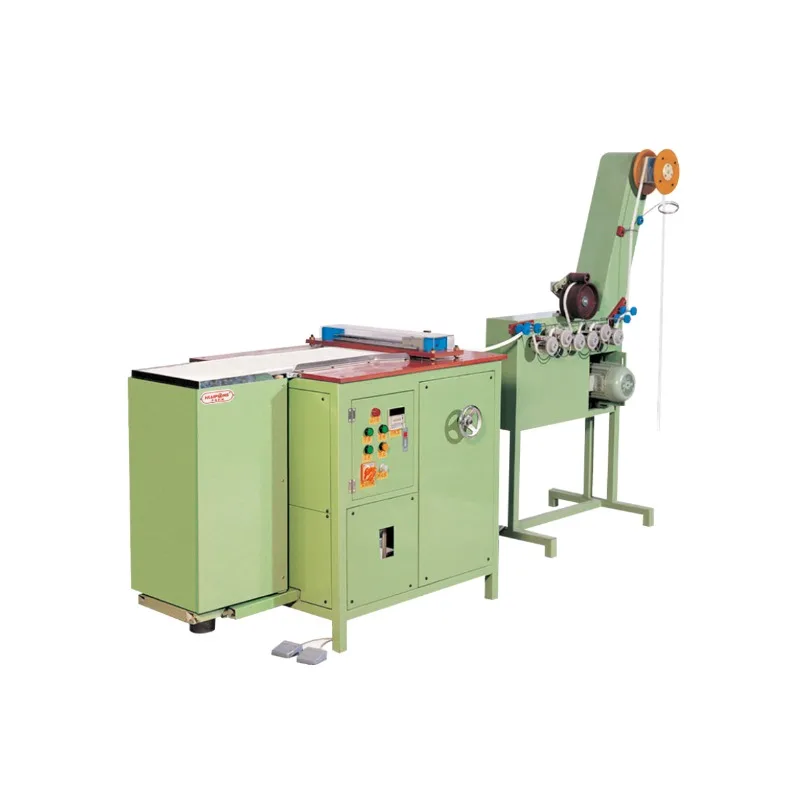 HF-L1044 Food and Beverage Factory Vertical Horizontal Folding Packaging Machine Packaging Bag Bag Foil Plastic Film