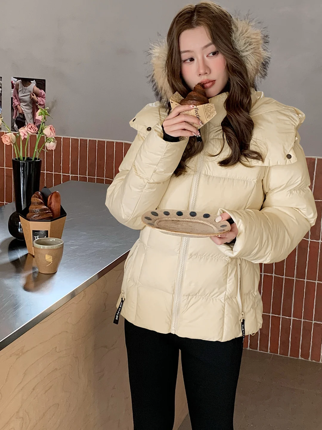 Women's Short Thickened Warmth down Cotton Jacket Winter New Style Slim Fit Coat Small Stature Commute Style Long Sleeve Zipper