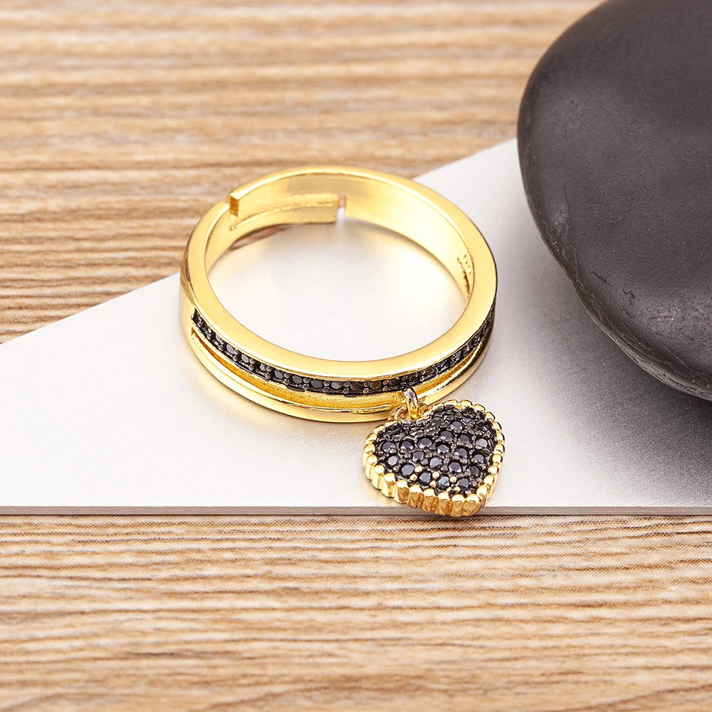 Women's Vintage Black Zircon Heart Charm Adjustable Ring