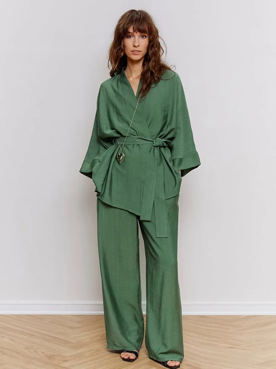 

Spring Women's Two Piece Pant Set New Long Sleeved Green Lace Up Pajamas Loose Pants Leisure Home Clothing 2-piece Set