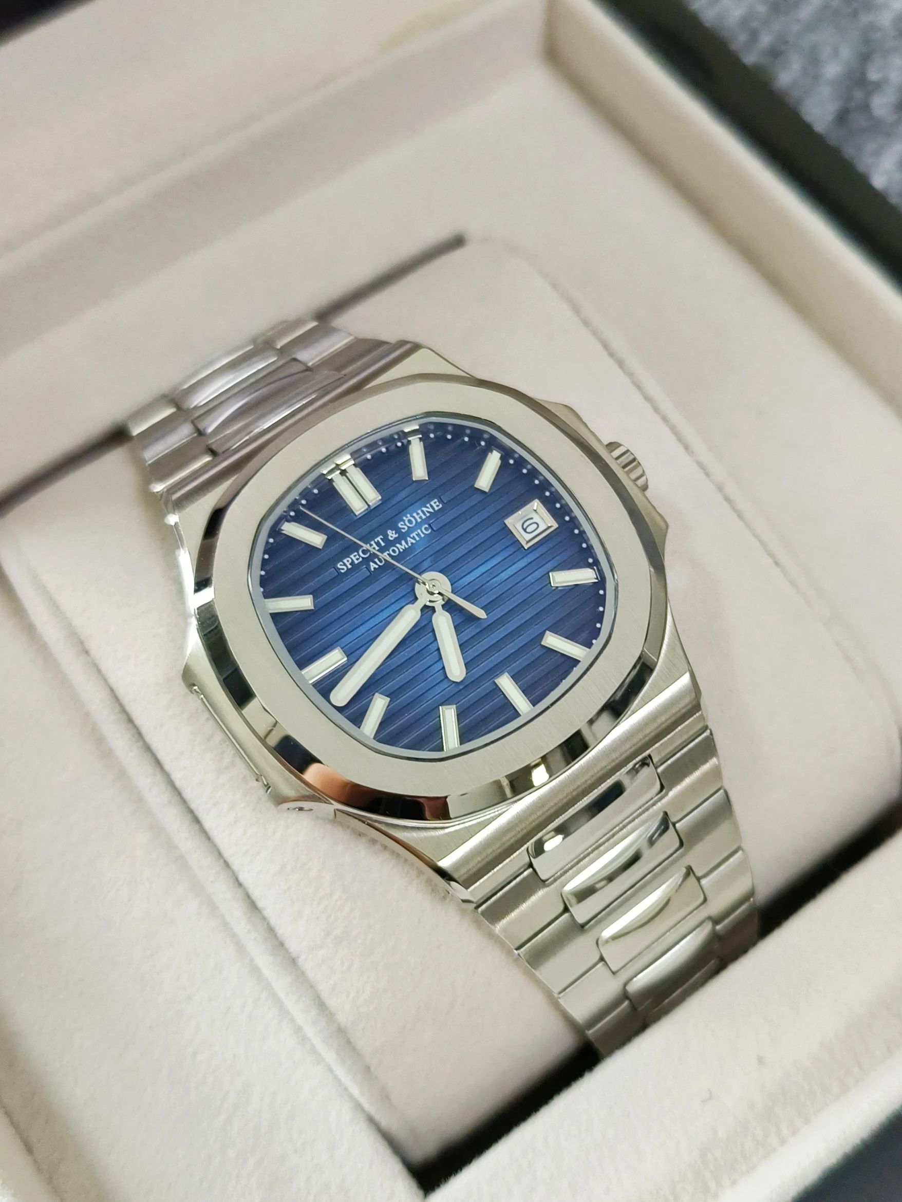 Specht&Söhne 2026 New Mechanical Watch For Men Green Dial Sapphire 39MM Japan Miyota 8215 Automatic Movement 5711 Classic Watch