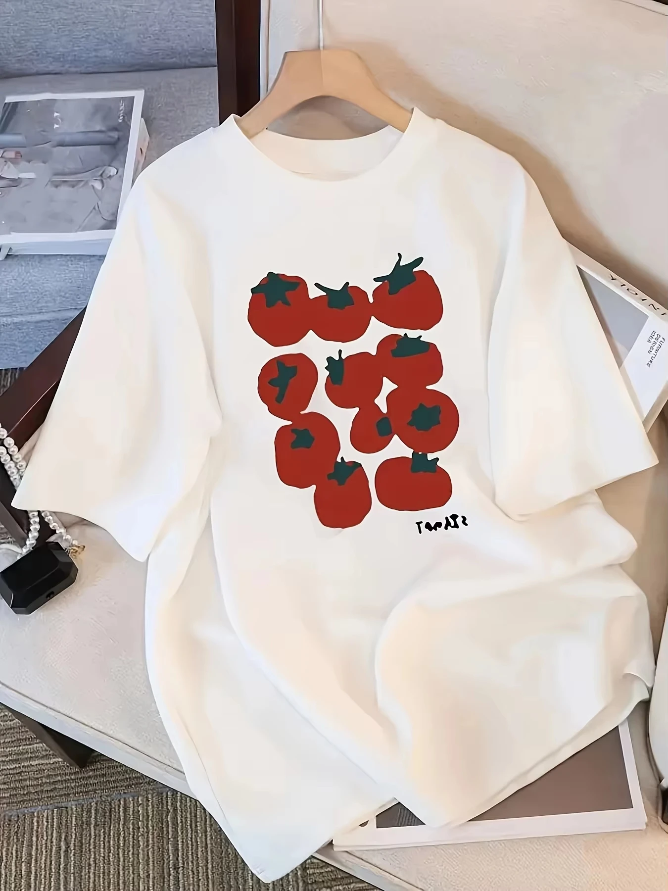 2026 Summer Cute Tomato Graphic T Shirt Women Summer Casual Short Sleeve Crew Neck Loose Tee Vegetable Print Hot Selling Leisure