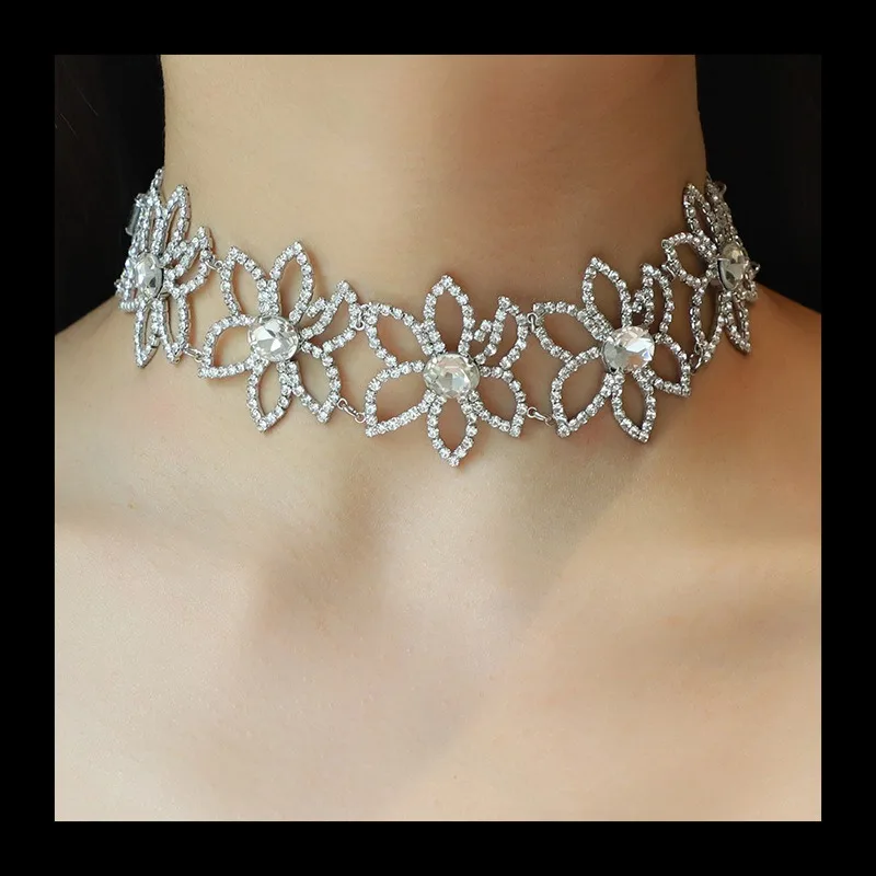 مبالغ فيها كامل الزركونيوم قلادة أنثى الأمازون رائجة البيع الربيع الماس زهرة قلادة النحاس مطعمة الزركونيوم رائعة الرقبة #3