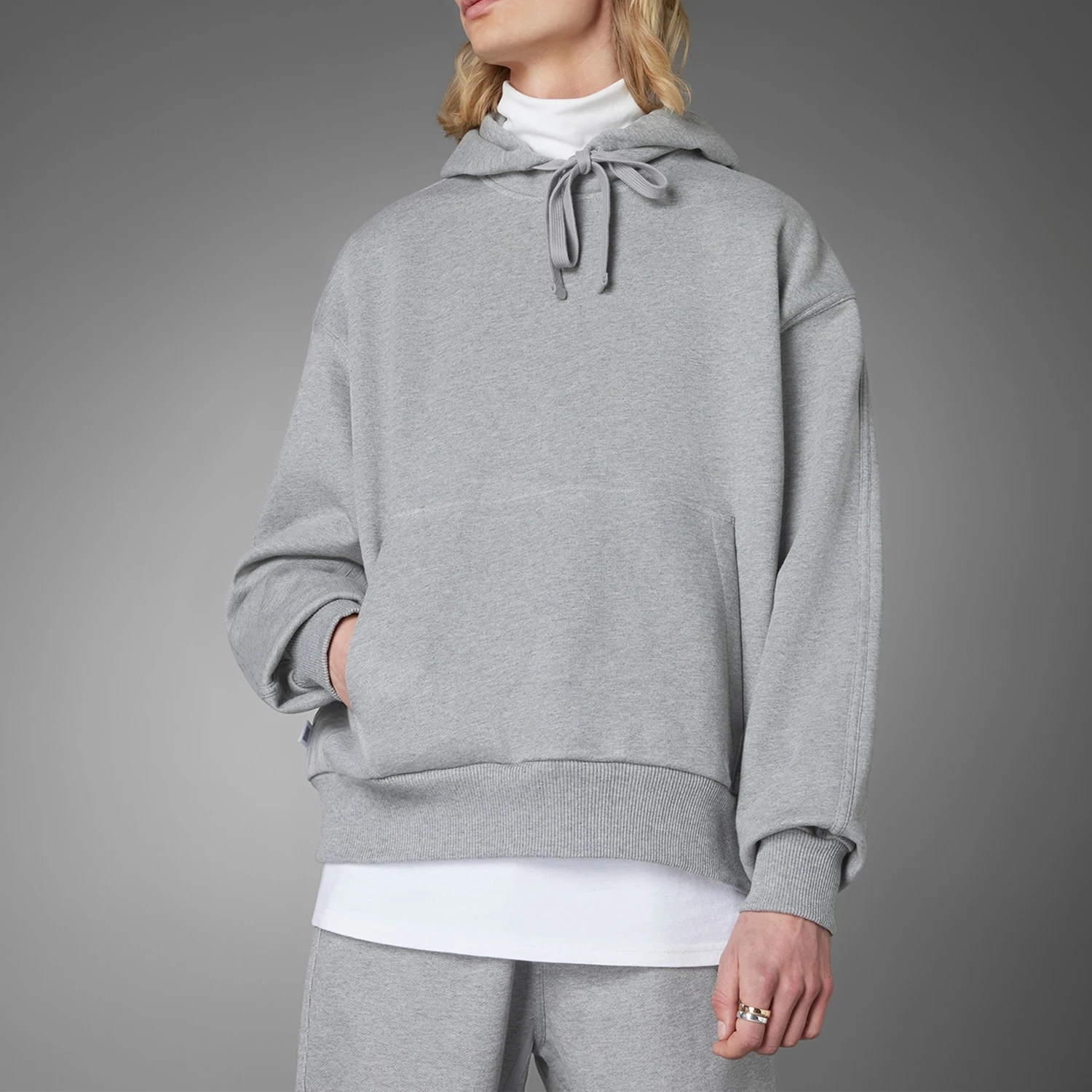 

Мужская повседневная спортивная толстовка с капюшоном Adidas Originals Trefoil HM5116