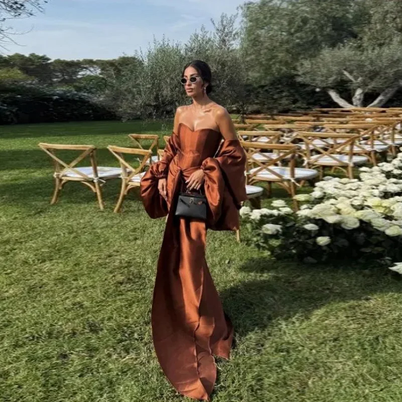 Schokoladenfarbene lange Ballkleider, 2-teilig, gerüschtes Partykleid mit Jacke, Korsett, schulterfreie Ballkleider, drapiert, nach Maß