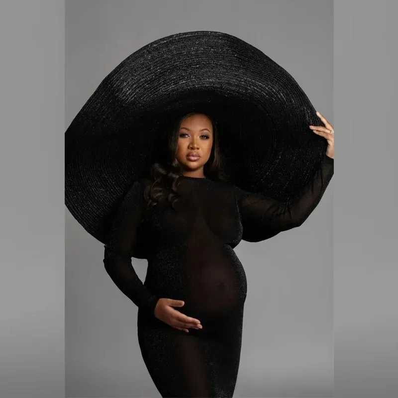 Umstands-Fotoshooting-Set: Übergroßer Floppy-Strohhut und ätherisches Netzkleid – Komplettes Outfit für Schwangerschaftsfotografie-Sessions