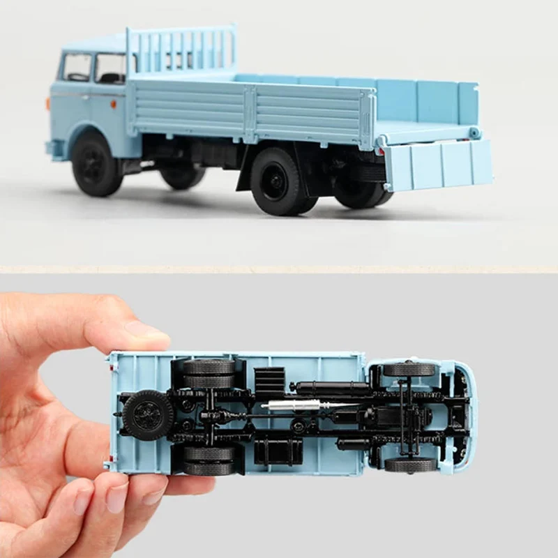 

Perka 1/64 Scale 706 Heavy-duty Freight Truck Simulation Alloy Model Static Display Collectible Toy Gift Souvenir Decoration
