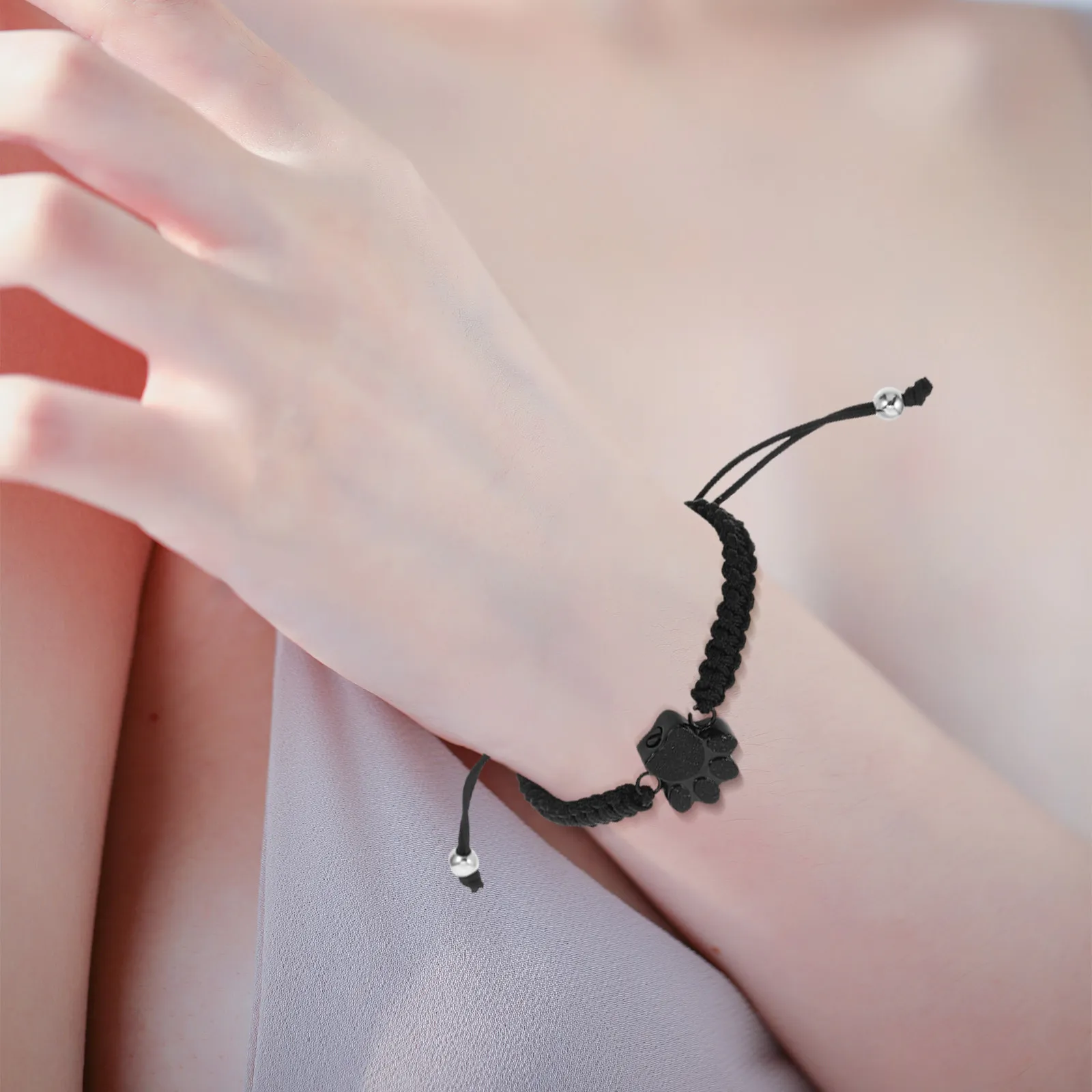 

Регулируемый браслет из нержавеющей стали для праха питомца, кулон в виде собачьей лапы, урна для праха, памятное украшение для сохранения воспоминаний о питомце