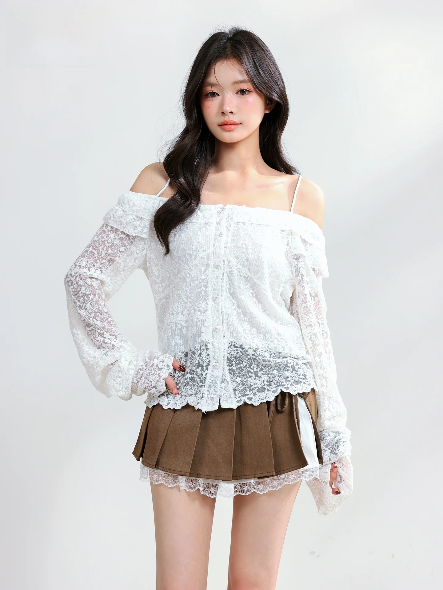 

Sweet Style White Lace One Shoulder Long Sleeve Shirt Women's Loose Design Summer Top Fashionable Casual Female Clothing