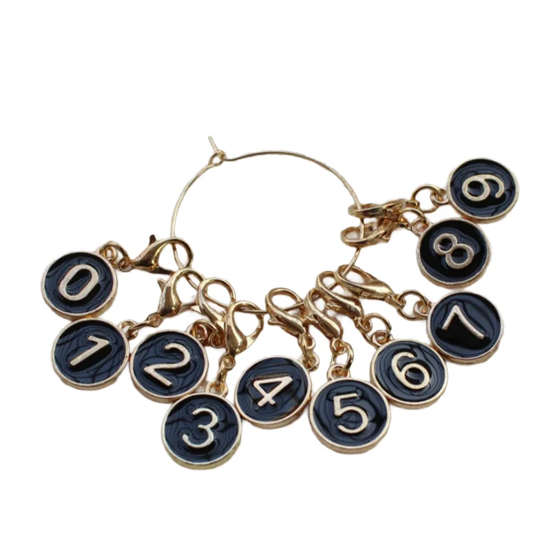 Nouveaux pendentifs numériques en émail bricolage 0-9 ensemble de pendentifs en alliage Unique avec fermetures à homard pour la fabrication de porte-clés, colliers et Bracelets