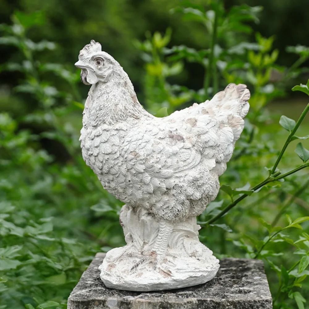 Decorative Resin Animal Figurine Vintage Style Chicken Statue Outdoor Garden Yard Lawn Patio Decorative Ornament Home Garden Art