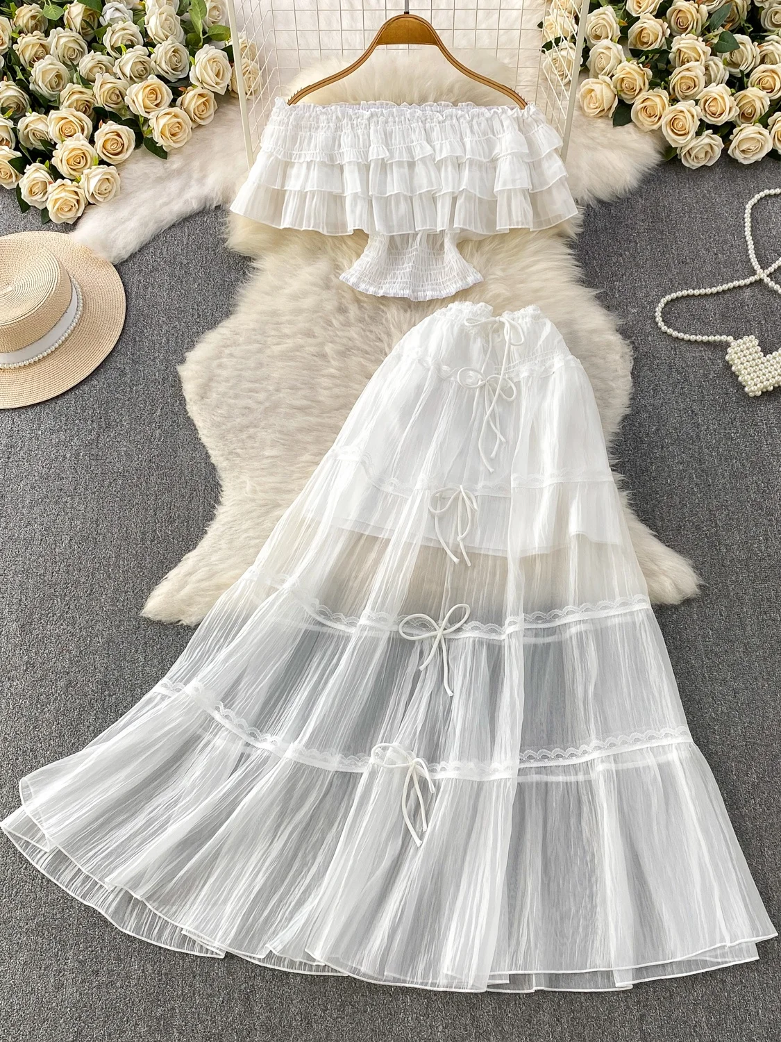

Elegant Lace Splice Knot Cake Skirt One Shoulder Hemline Slimming Bony Exposure Top Set Casual Summer Fashion