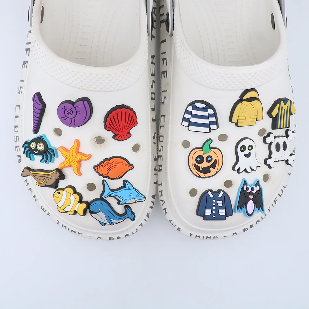 1Set Крокросы Shoe Accessories Halloween Charm Marine Animals Ghost Clothing Detachable Sandals Decorations Buckles Holiday Gift